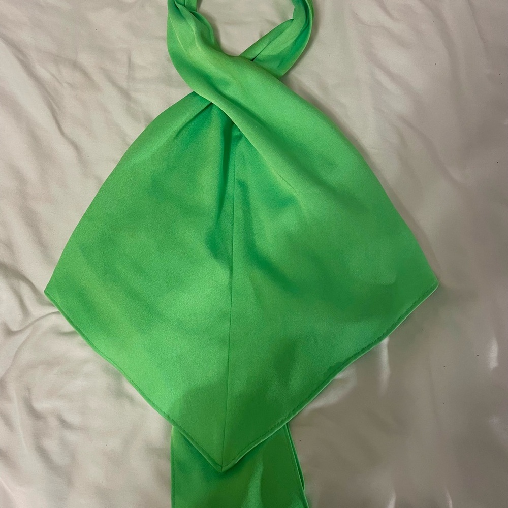 DO+BE Bright Green Halter Top
